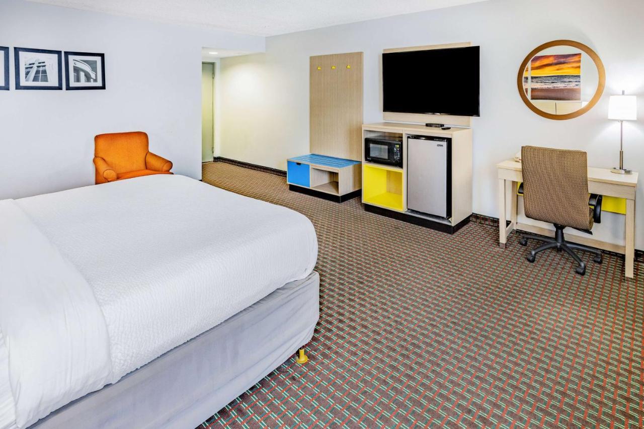 Days Inn By Wyndham Hartsfield Jackson Atlanta Airport West College Park Buitenkant foto