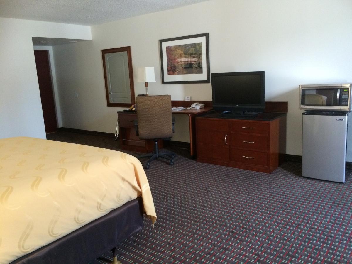 Days Inn By Wyndham Hartsfield Jackson Atlanta Airport West College Park Buitenkant foto