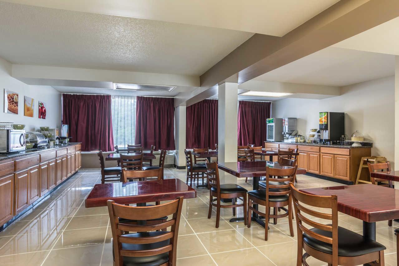 Days Inn By Wyndham Hartsfield Jackson Atlanta Airport West College Park Buitenkant foto