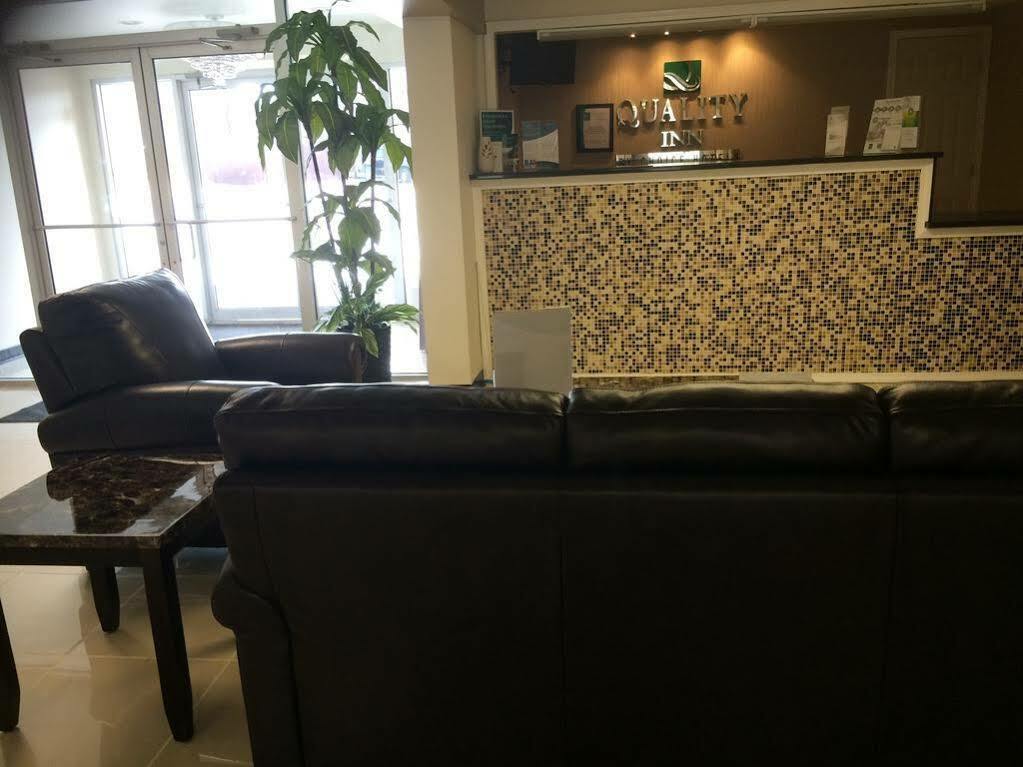 Days Inn By Wyndham Hartsfield Jackson Atlanta Airport West College Park Buitenkant foto